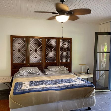 Casa Da Ilha Do Mel - Pousada De Charme Экстерьер фото